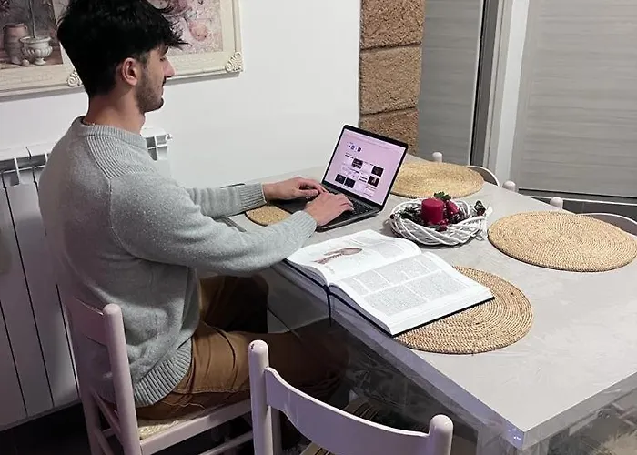 Nina's House 2 A 300 Metri Dal Mare דירה