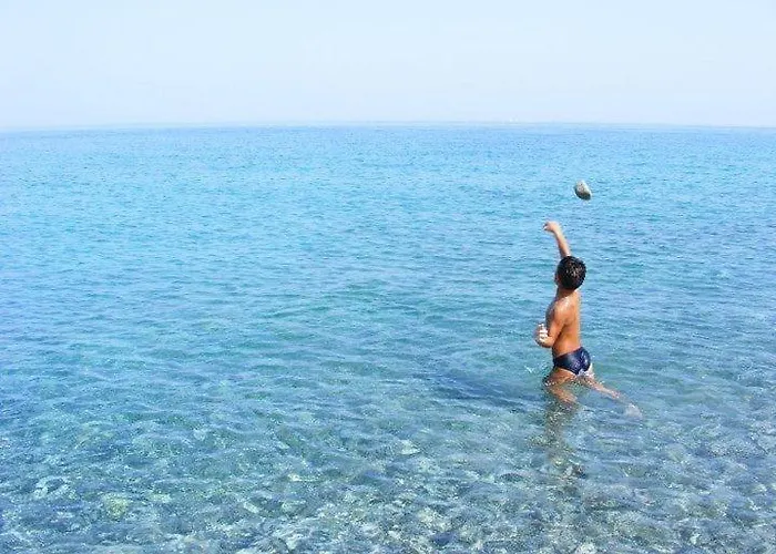 Nina's House 2 A 300 Metri Dal Mare Santa Caterina Dello Ionio Marina